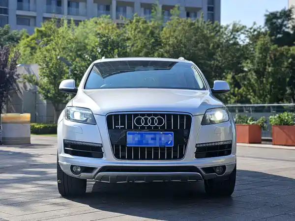 Audi Q7 2011