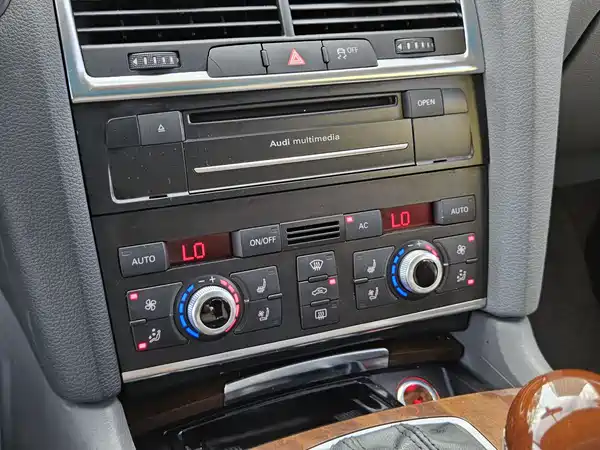 Audi Q7 2011
