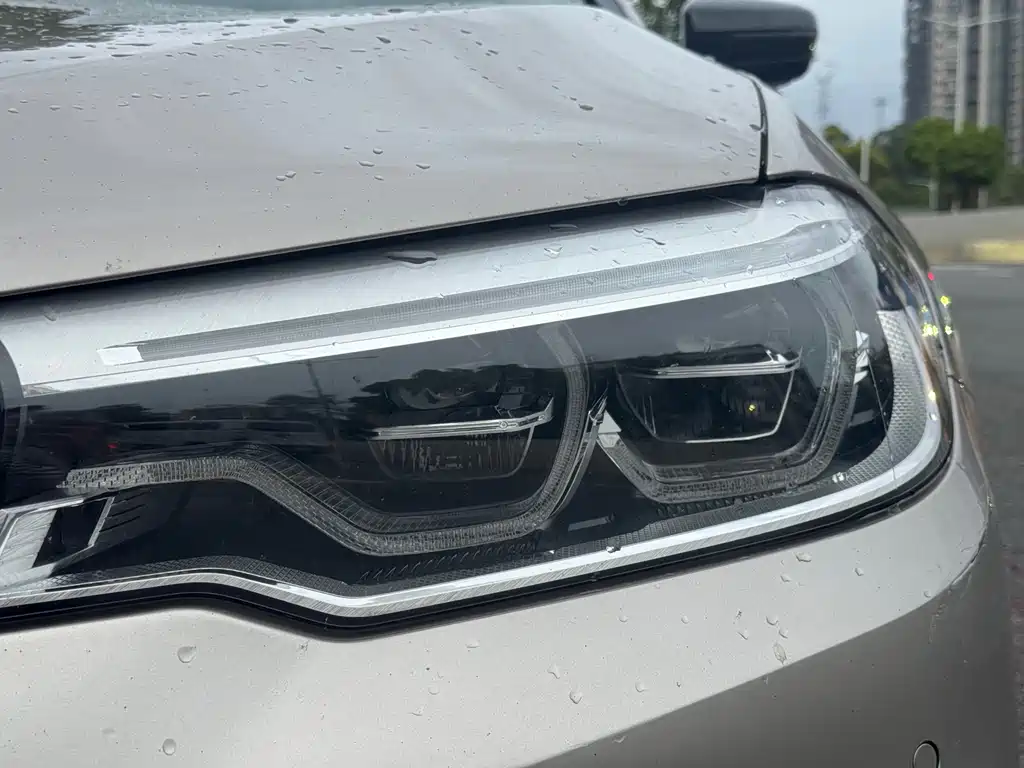 BMW 5 Series 2020