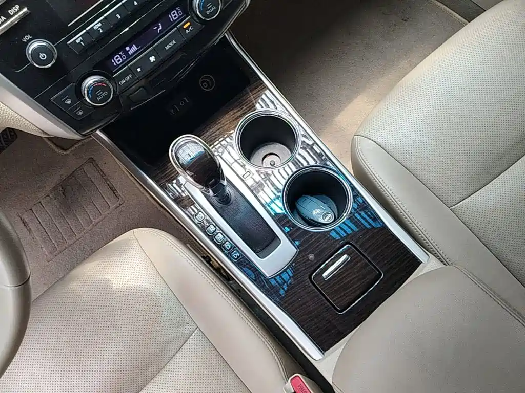 Nissan Teana 2015 — фото 14