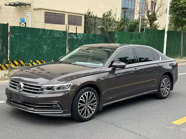 Volkswagen Phideon 2018