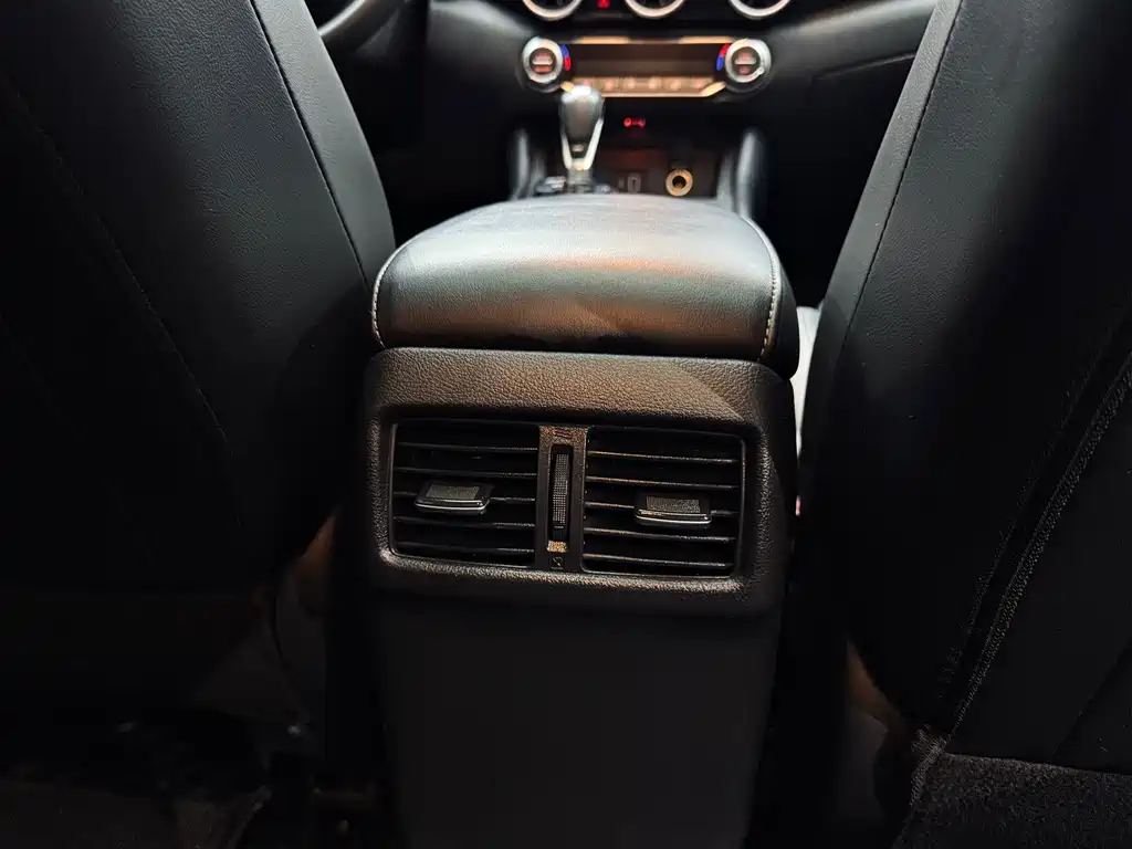 Nissan Sylphy 2020 — фото 18