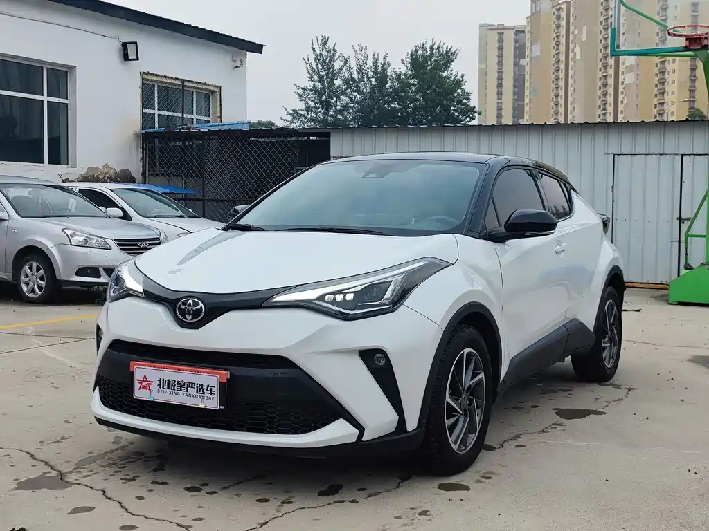 Toyota C-HR 2023