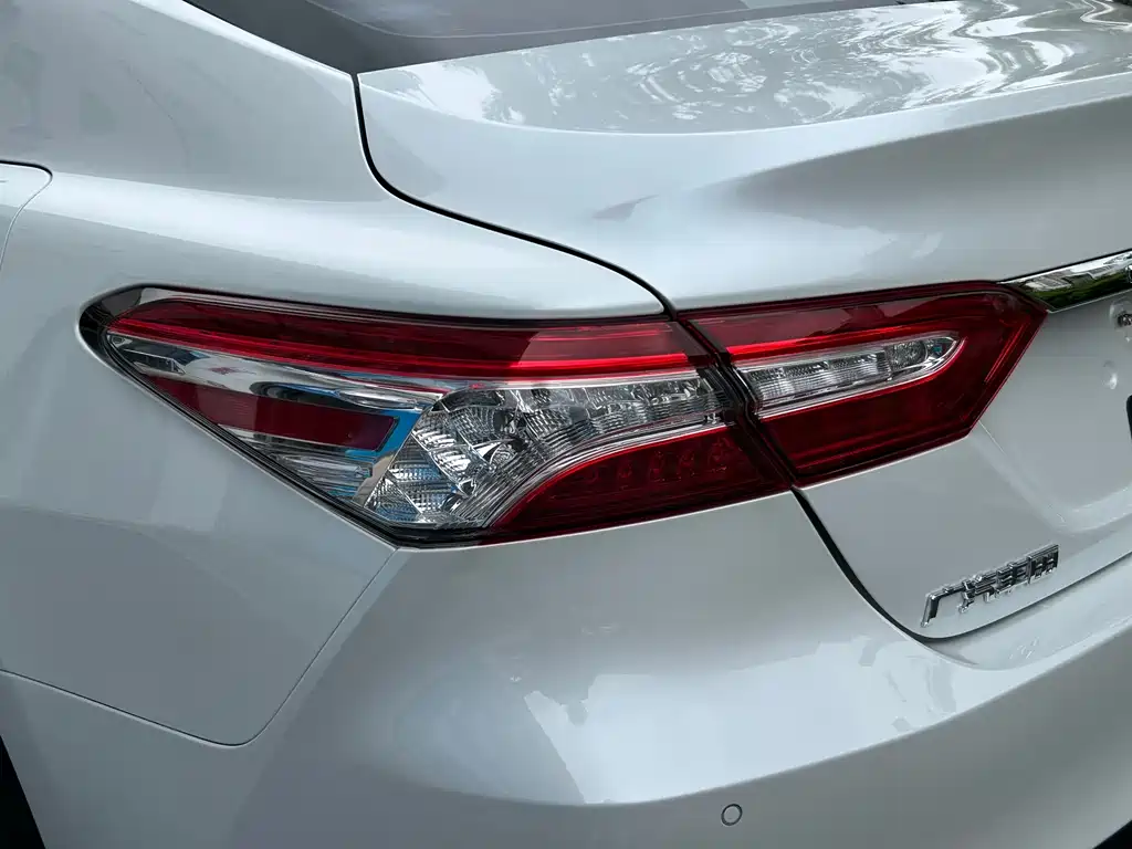 Toyota Camry 2021 — фото 27