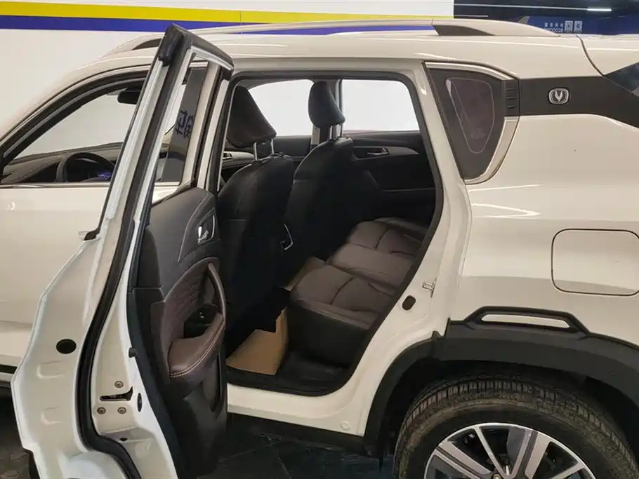 Changan CS35PLUS 2020 — фото 11