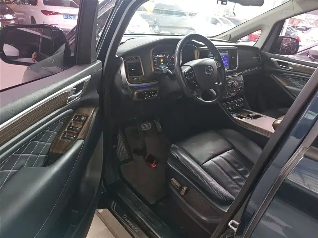 GAC Motor Trumpchi M8 2020 — фото 16