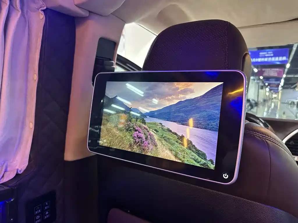 Mercedes-Benz Vito 2019 — фото 26