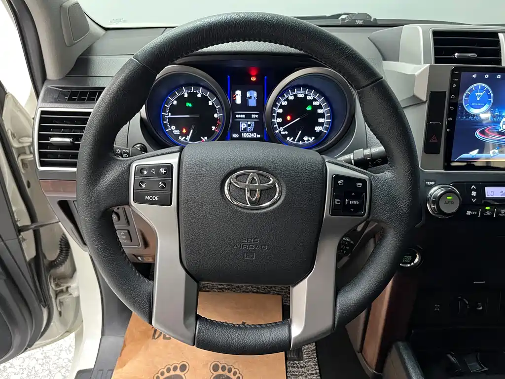 Toyota Prado 2017 — фото 8