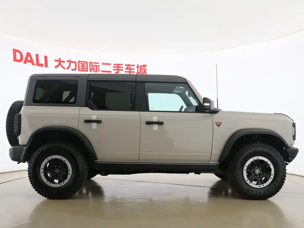 Ford Bronco 2025 — фото 16