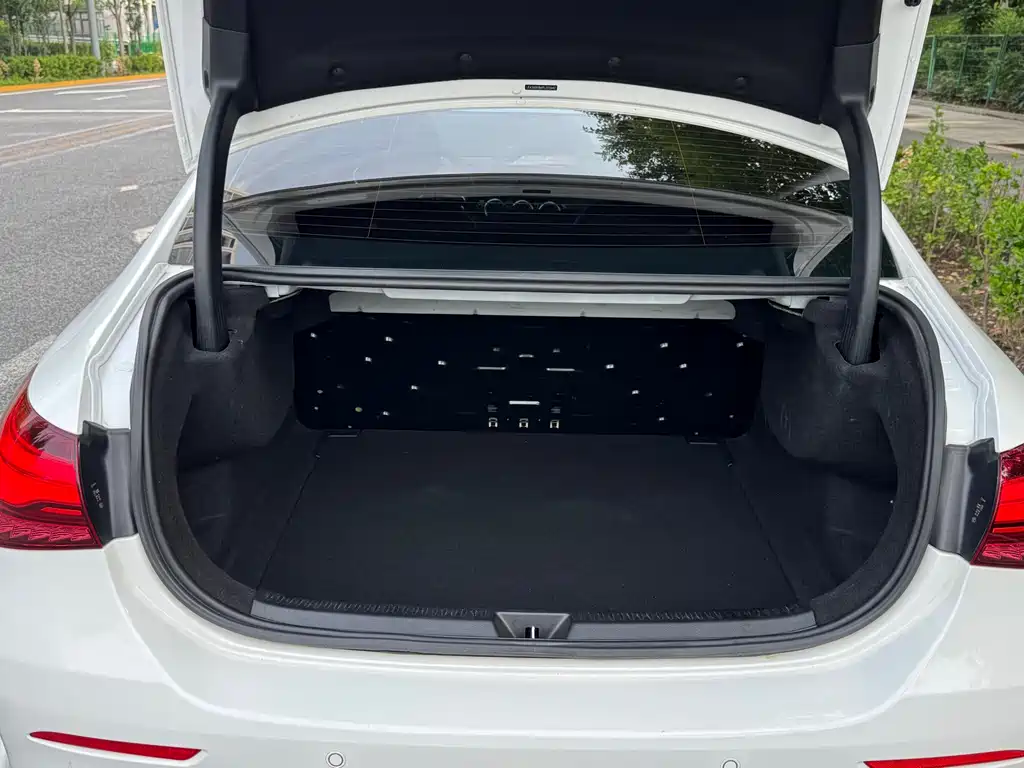 Mercedes-Benz A-Class 2023 — фото 23