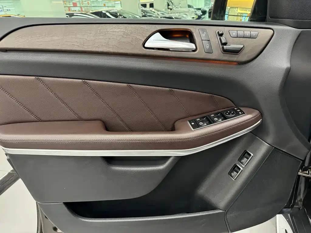 Mercedes-Benz GL-Class 2015 — фото 7