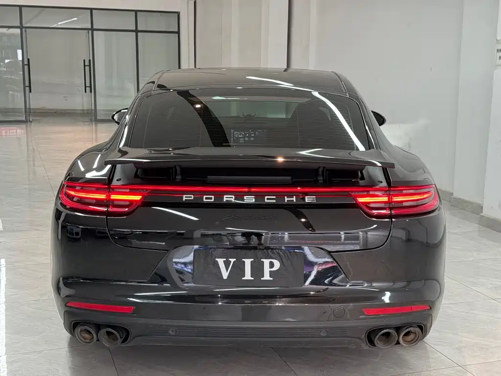 Porsche Panamera 2019 — фото 8