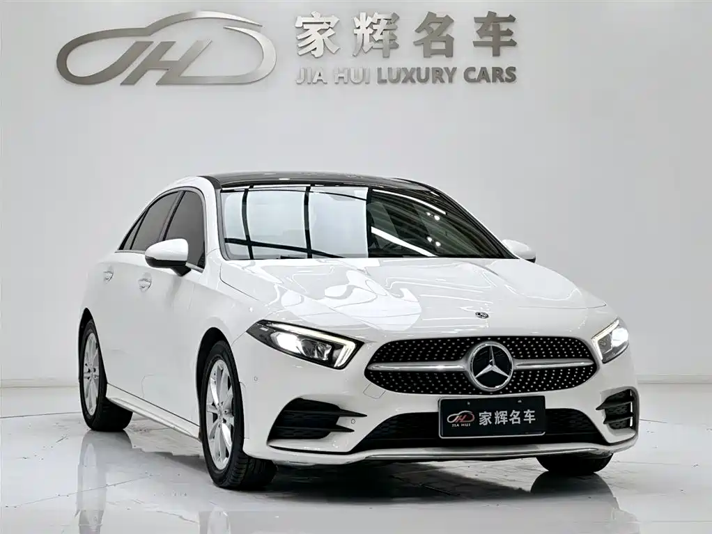 Mercedes-Benz A-Class 2019 — фото 3