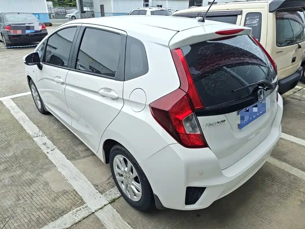 Honda Fit 2016 — фото 5