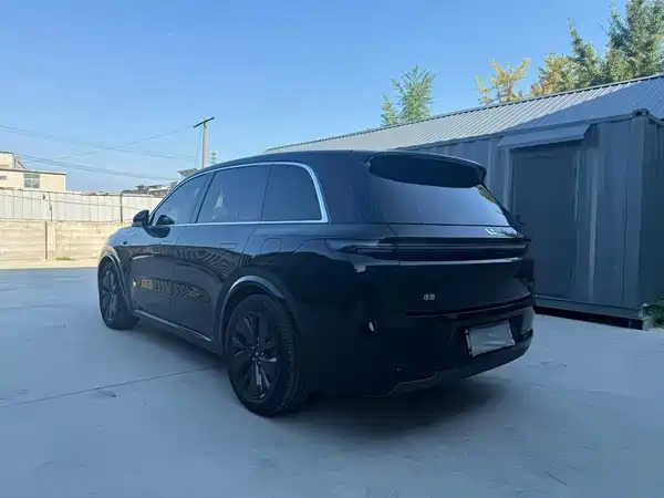 Li Auto L8 2024