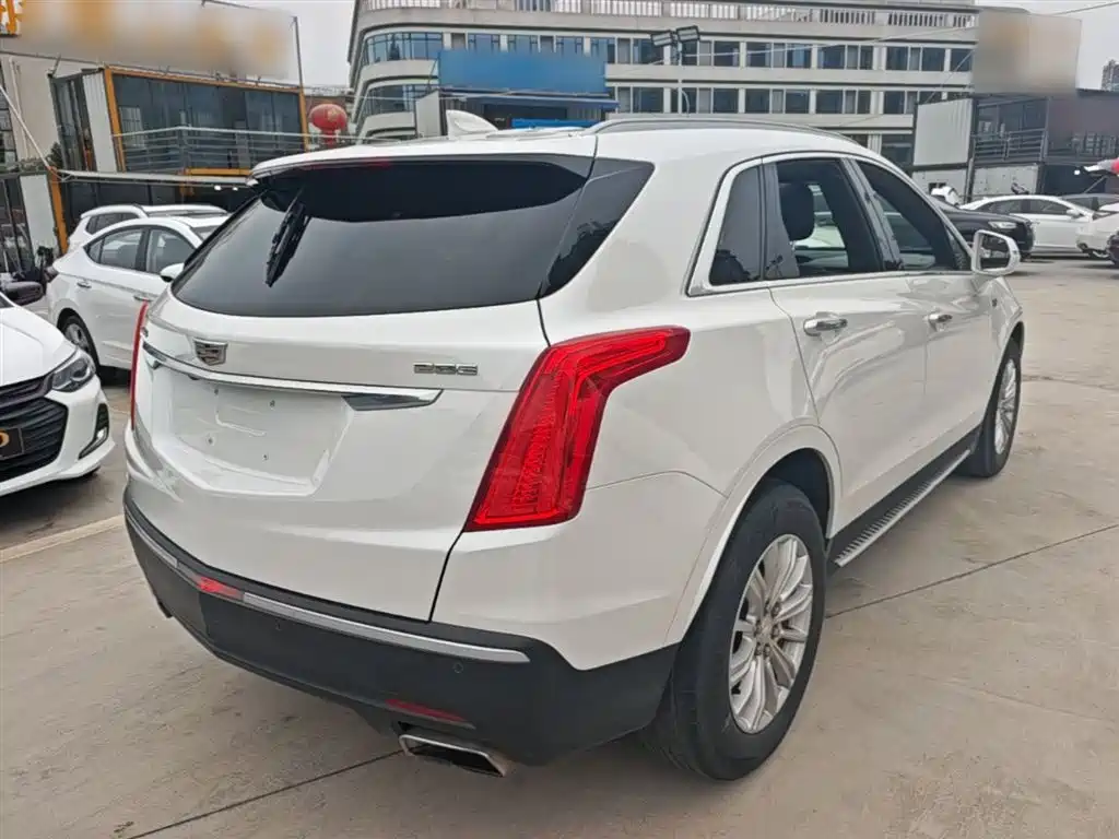 Cadillac XT5 2018 — фото 7
