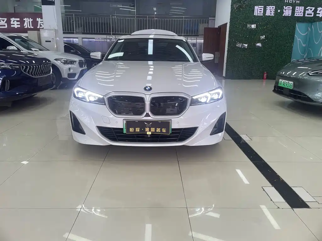 BMW i3 2024 — фото 2