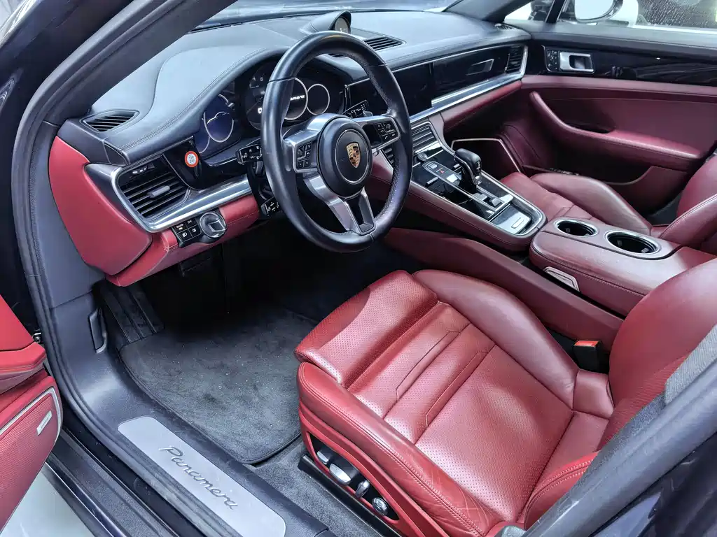 Porsche Panamera 2020 — фото 10