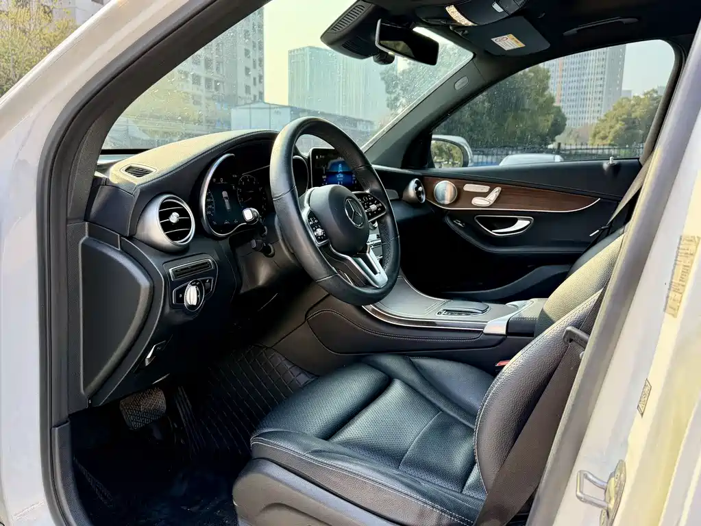 Mercedes-Benz GLC 2021 — фото 10
