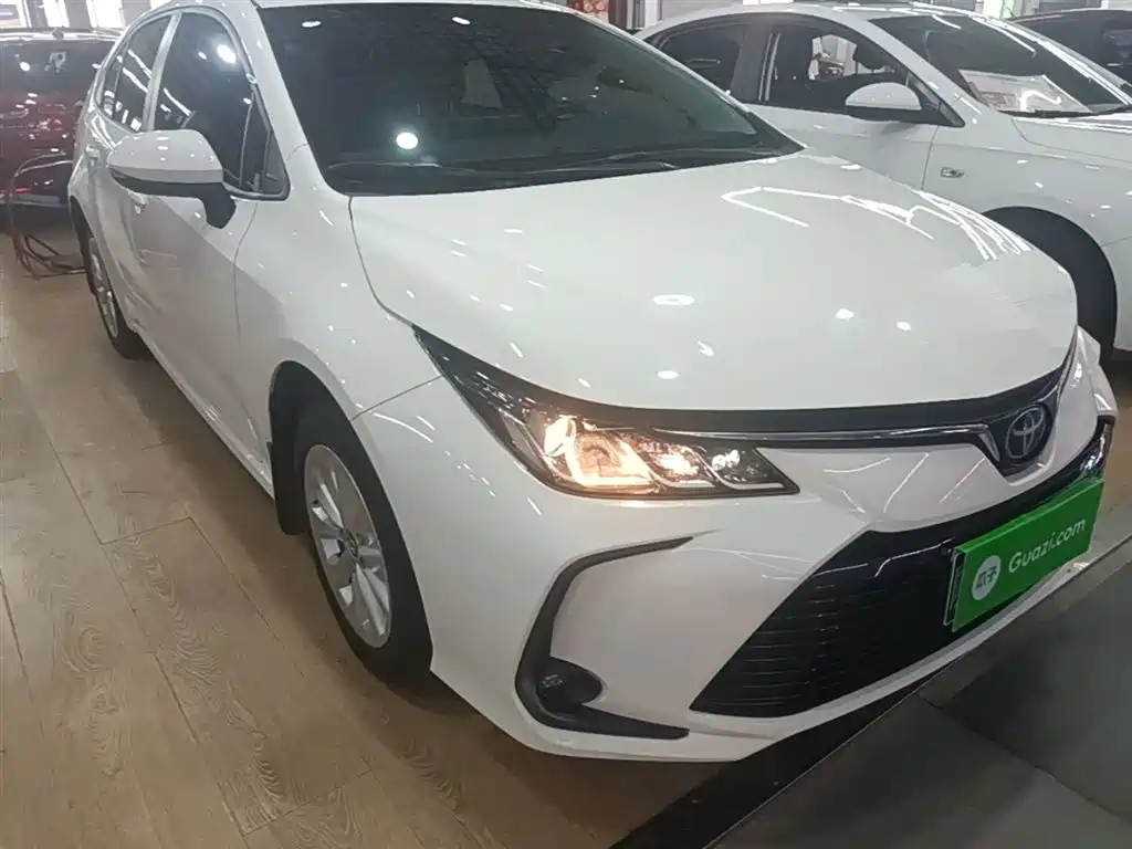Toyota Corolla 2022 — фото 4