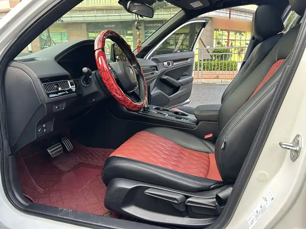 Honda Civic 2023 — фото 15