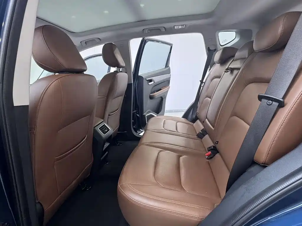 Geely Vision X6 2022 — фото 11