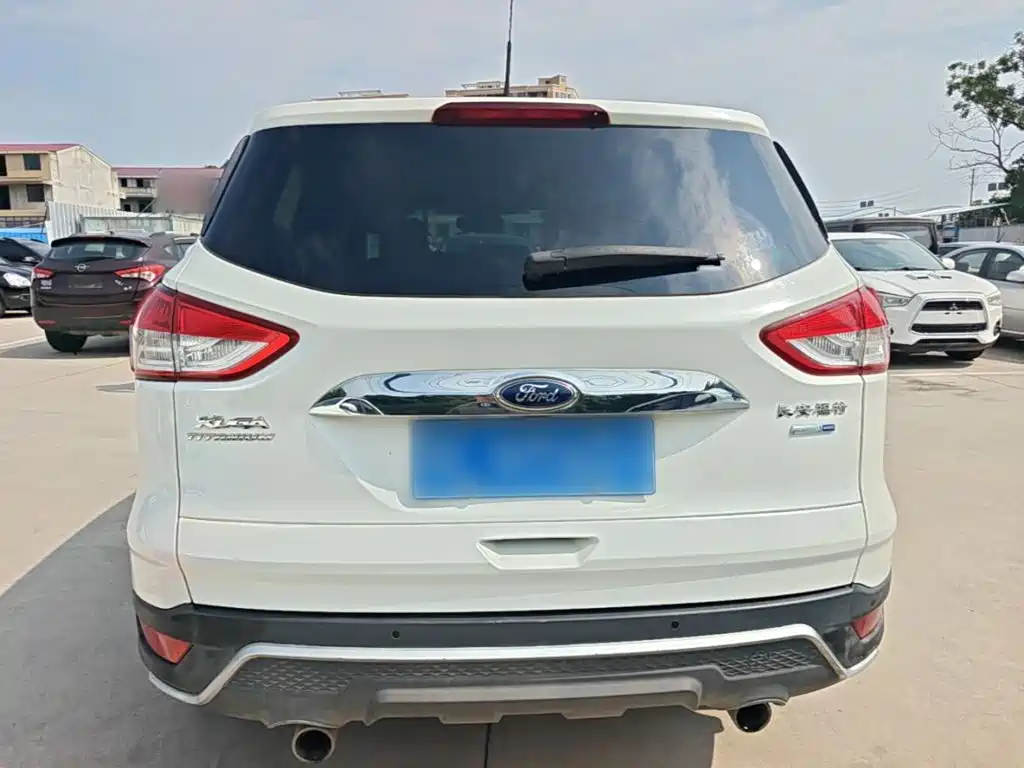 Ford Kuga 2014 — фото 6