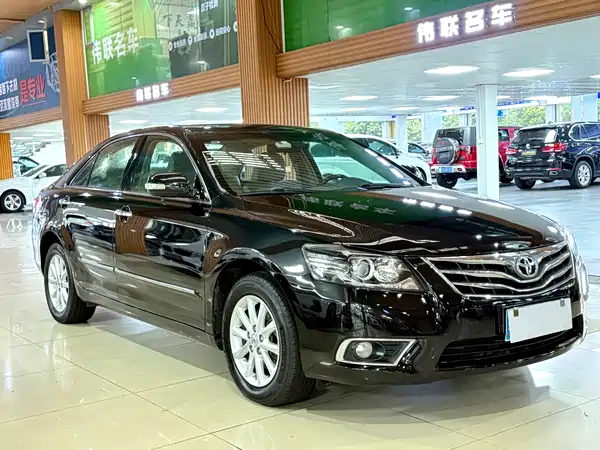 Toyota Camry 2015