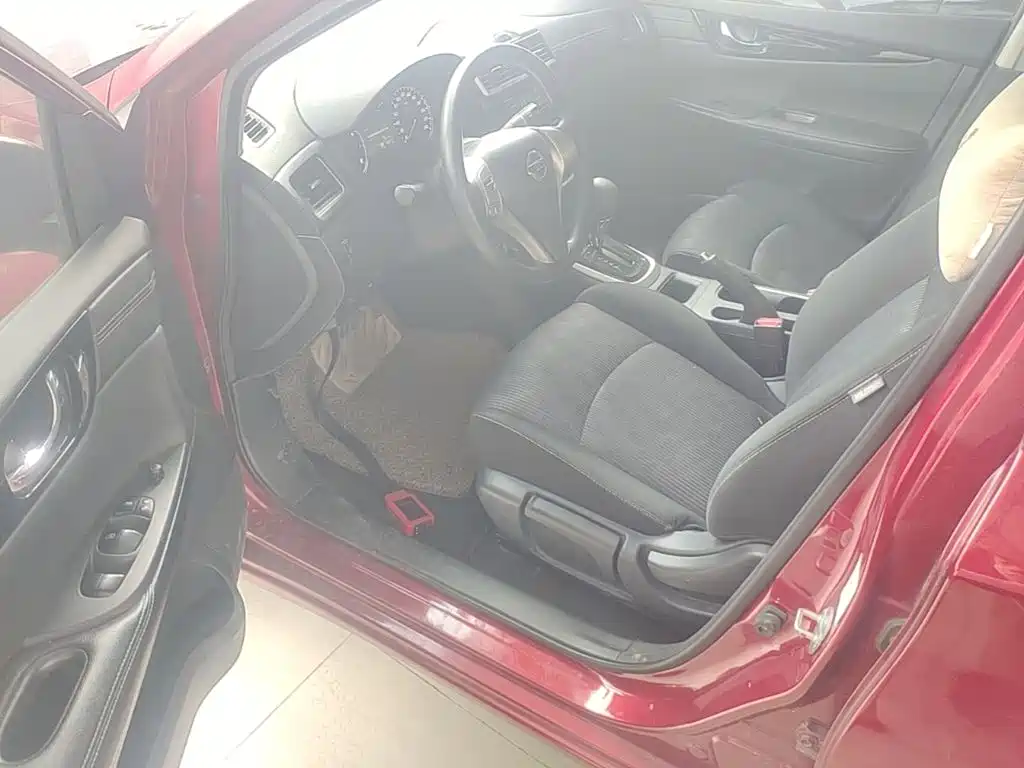 Nissan Tiida 2019 — фото 16