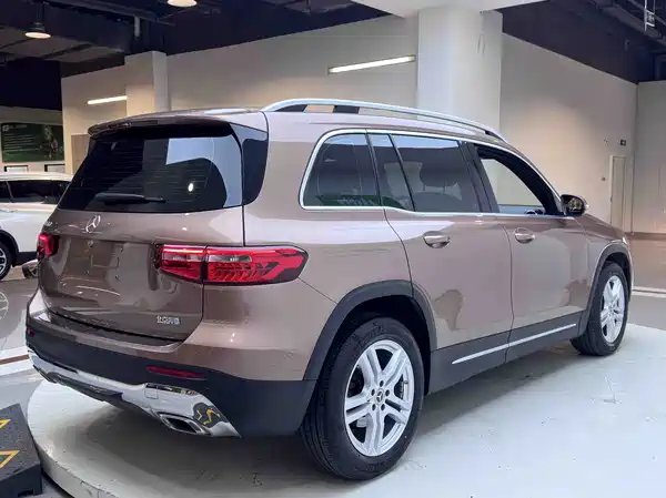 Mercedes-Benz GLB 2021