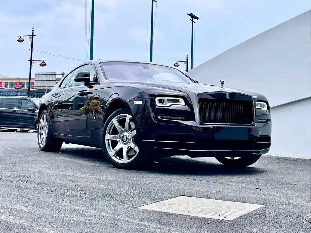Rolls-Royce Wraith 2015 — фото 16