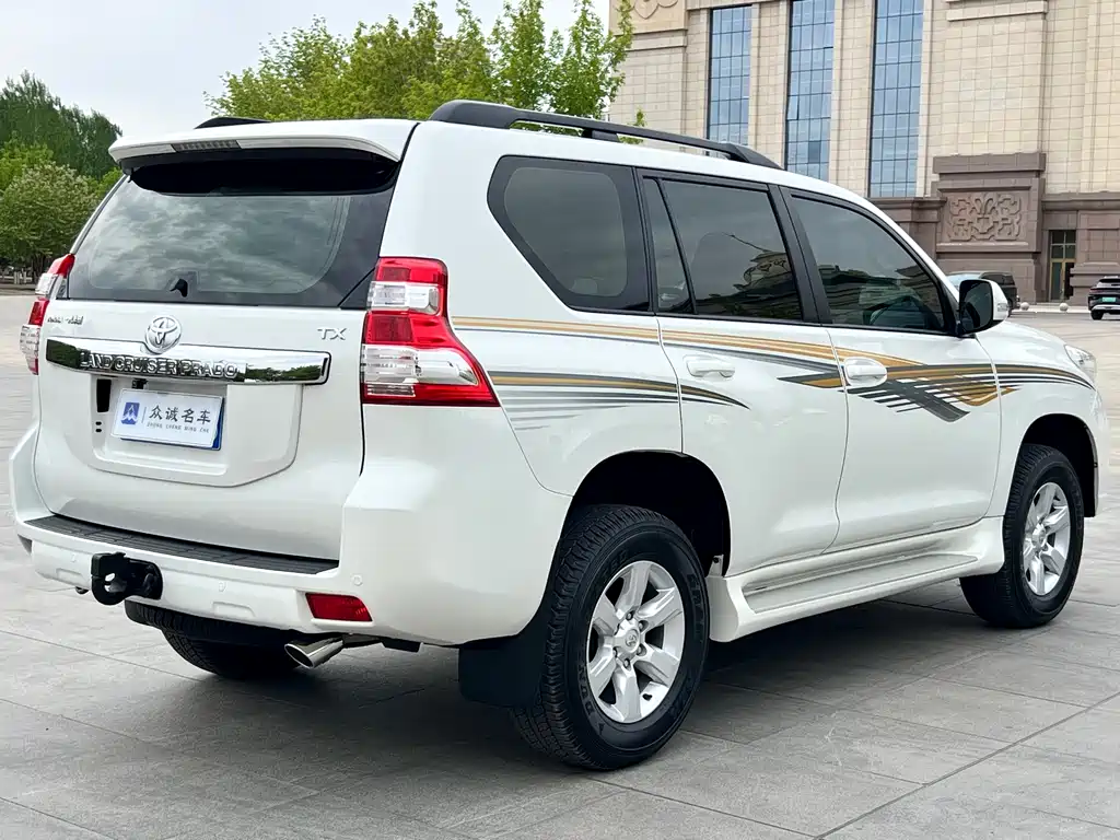 Toyota Prado 2016 — фото 7