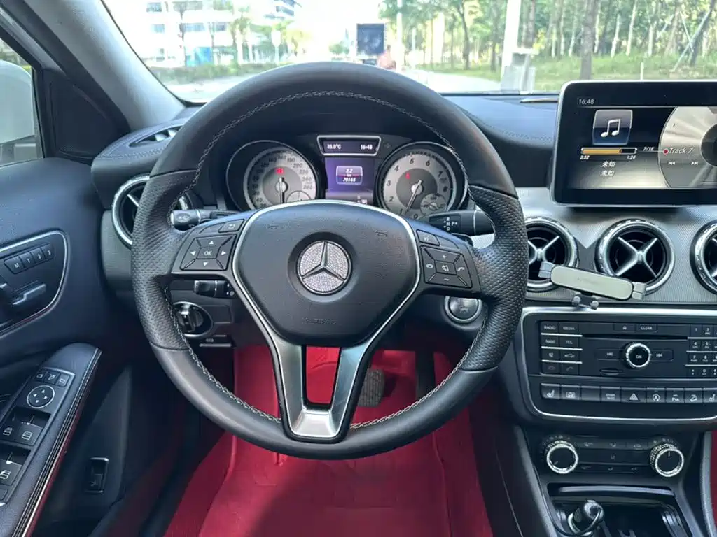 Mercedes-Benz GLA 2016 — фото 3