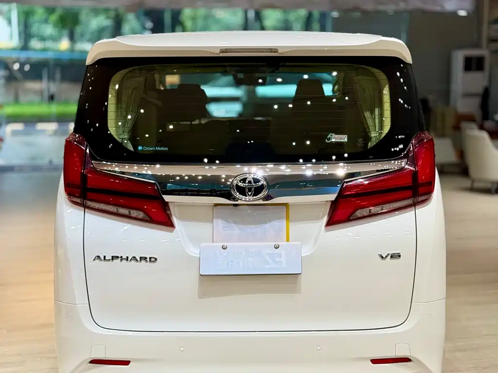 Toyota Alphard 2018 — фото 6