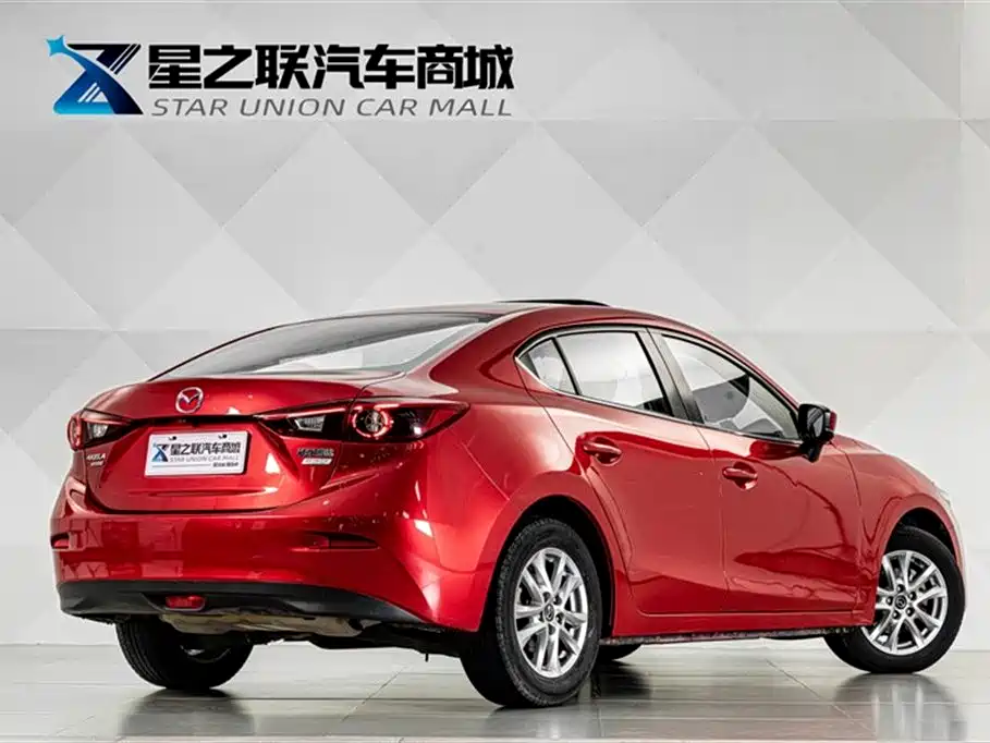 Mazda 3 Axela 2017 — фото 6