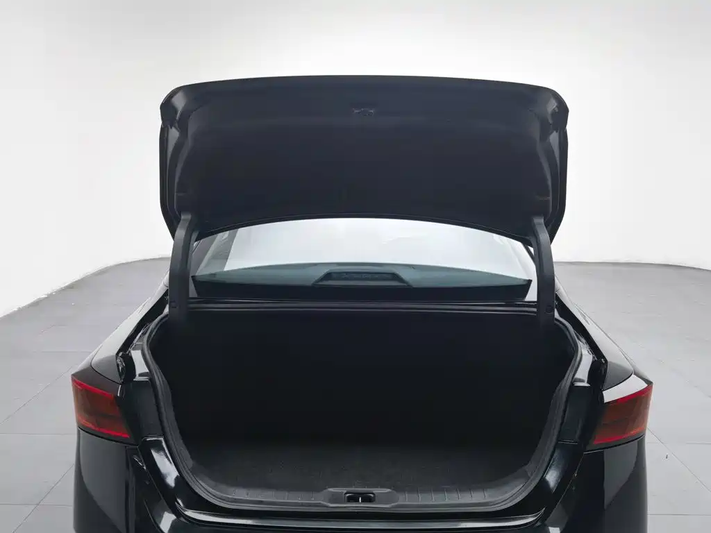 Nissan Teana 2021 — фото 16
