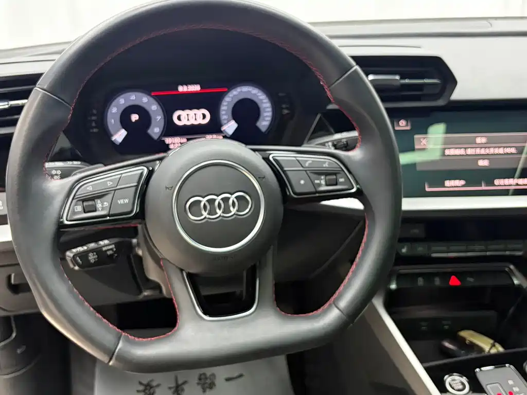 Audi A3 2022 — фото 12