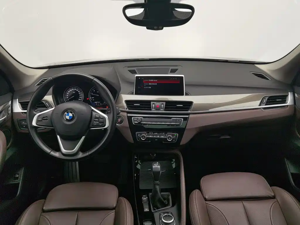 BMW X1 2019 — фото 5