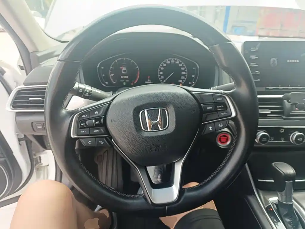 Honda Accord 2021 — фото 11