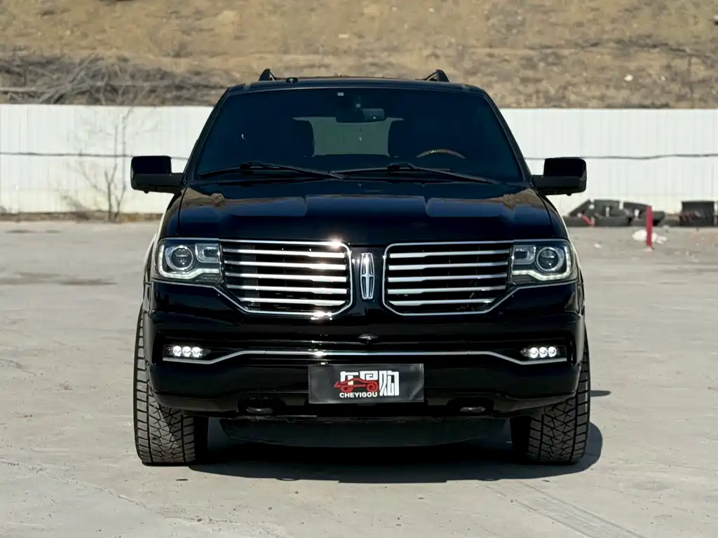 Lincoln Navigator 2017 — фото 2