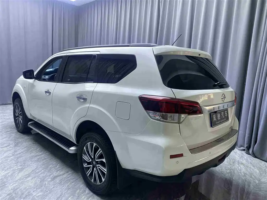 Nissan Terra 2022 — фото 10