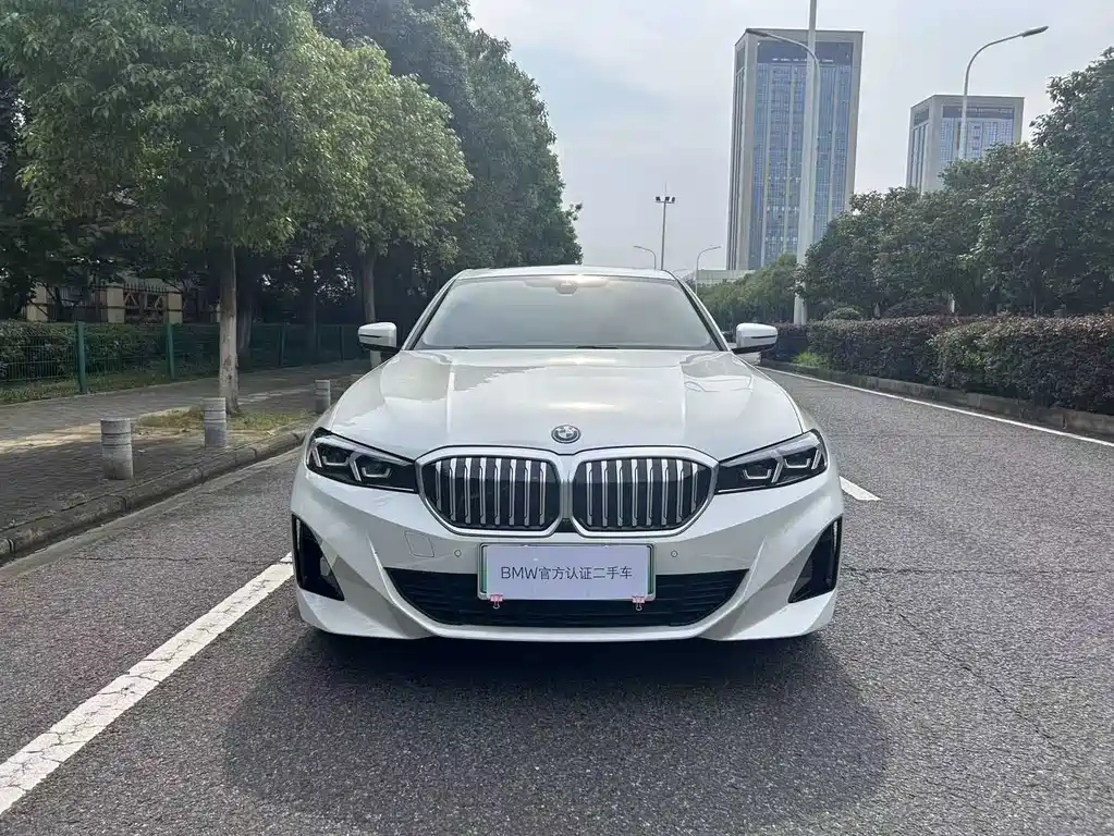 BMW i3 2023