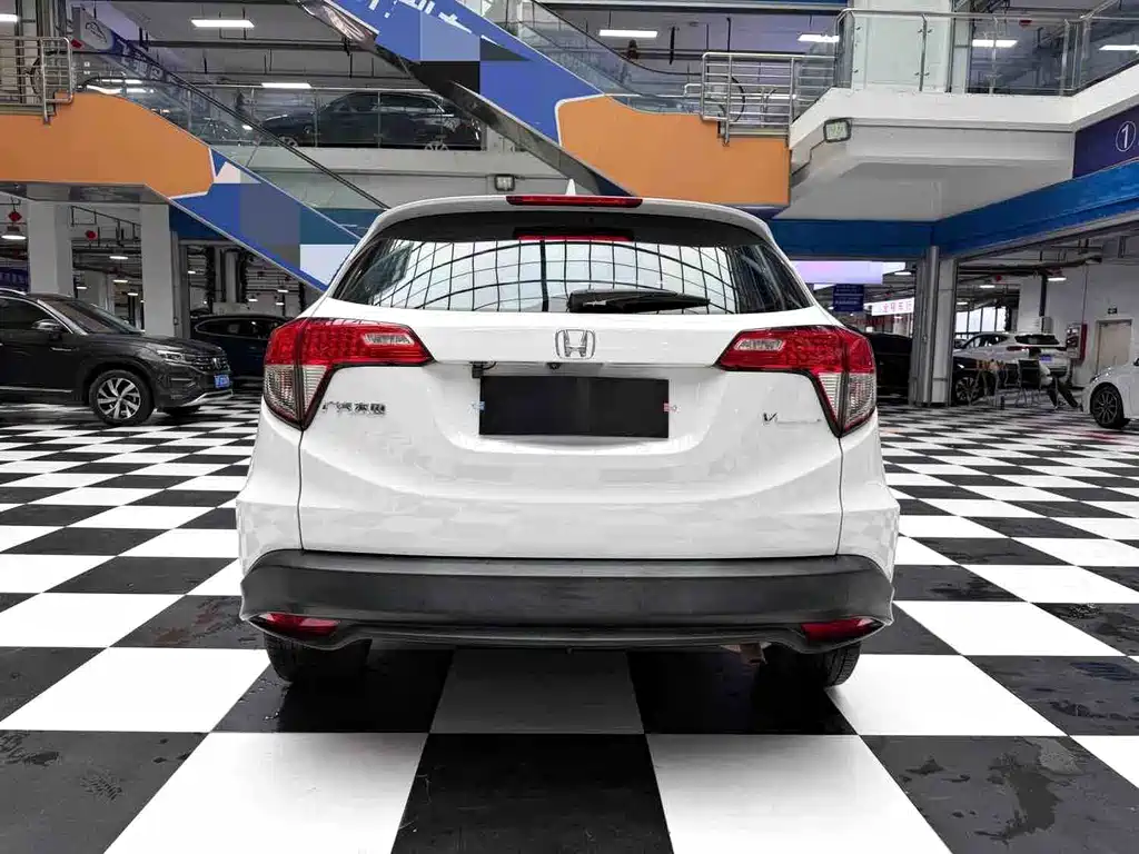Honda Vezel 2021 — фото 11
