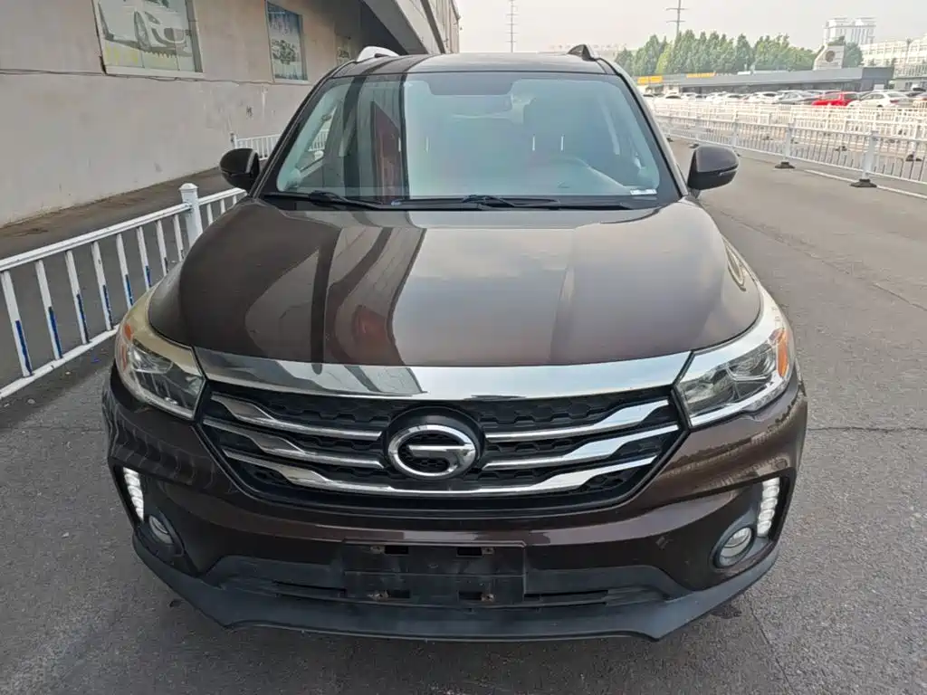 GAC Trumpchi GS4 2018 — фото 3