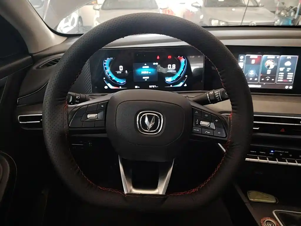 Changan Escape 2021 — фото 11