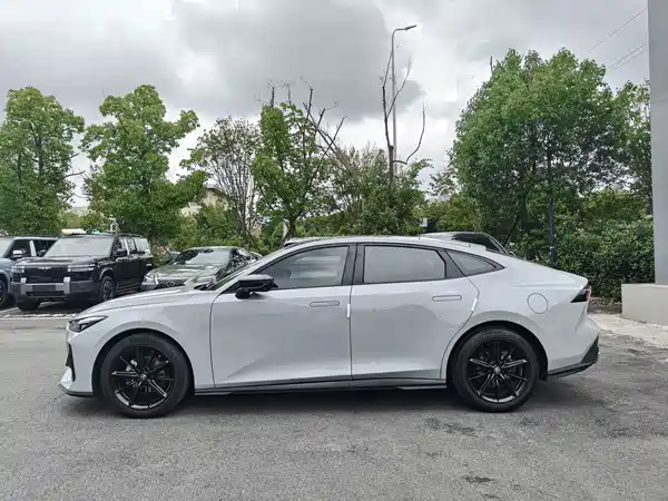 Changan UNI-V 2023