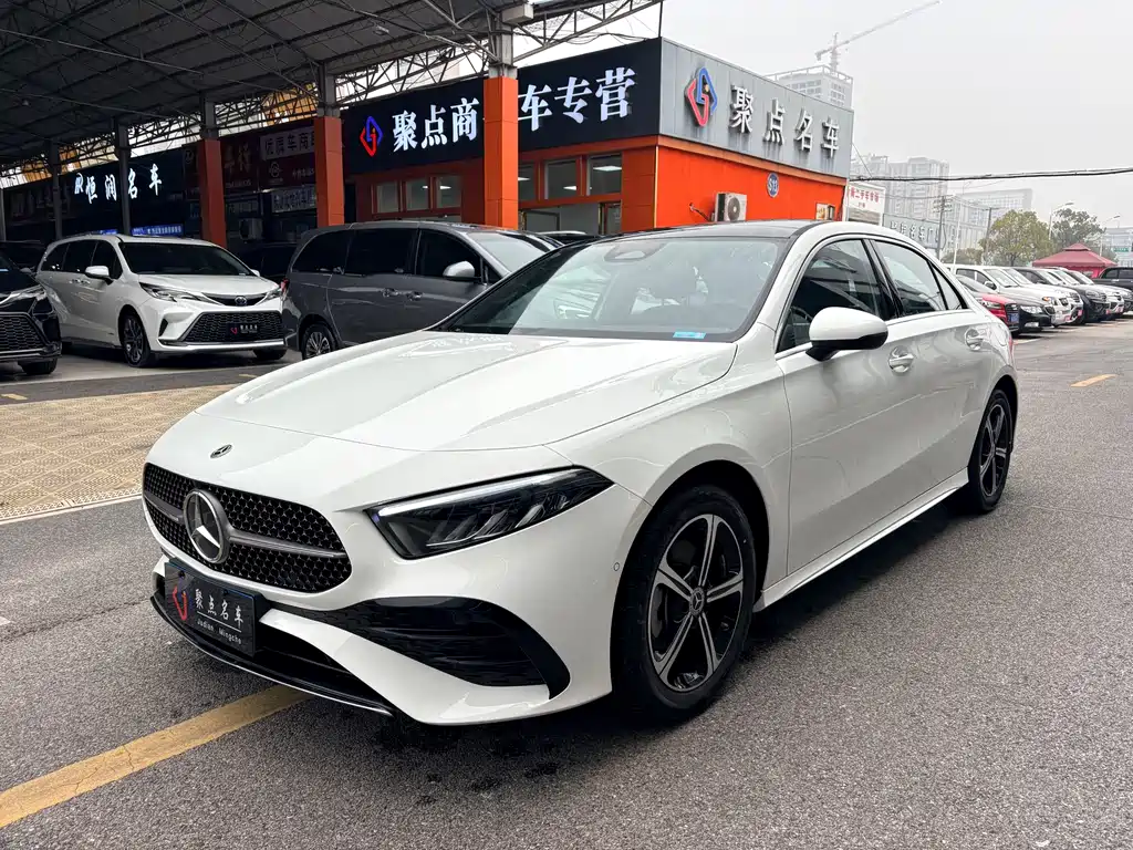 Mercedes-Benz A-Class 2025 — фото 1