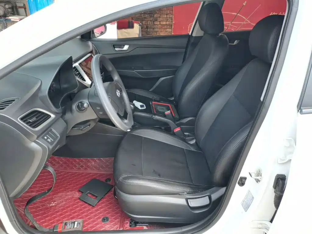 Hyundai Verna 2019 — фото 15