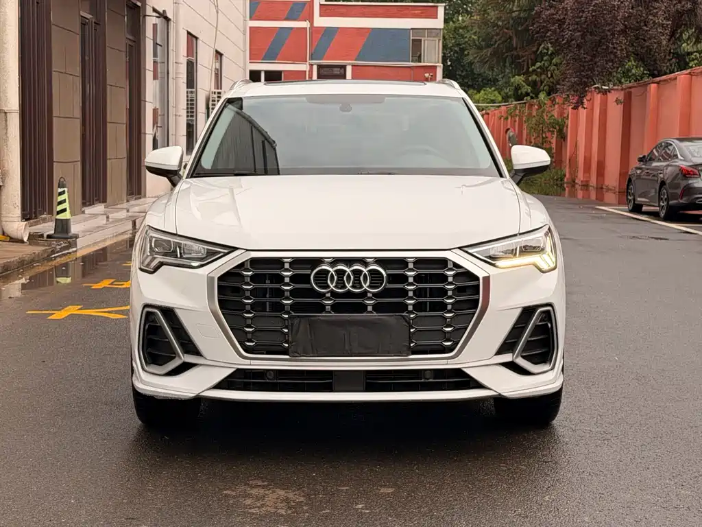Audi Q3 2023