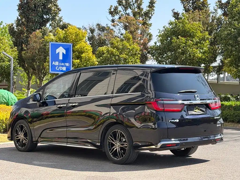 Honda Odyssey 2023 — фото 5